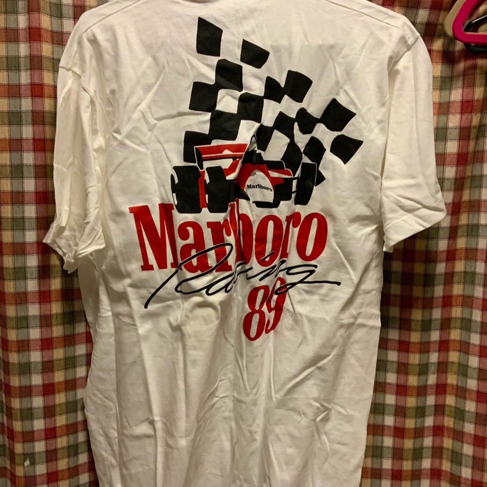 Marlboro XL tshirt